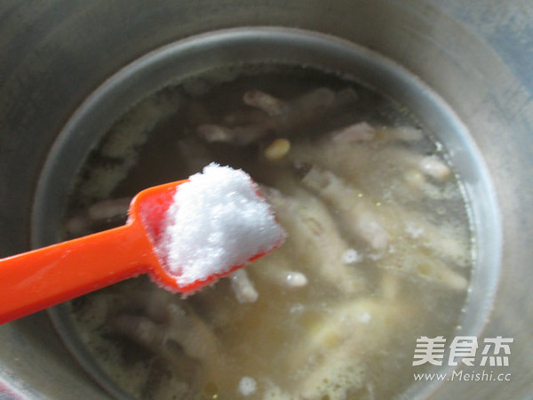 Chicken Feet Soy Soup recipe