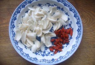 Lily Huaishan California Perch Soup recipe