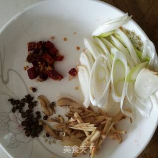 Hot and Sour Lotus Root Slices recipe