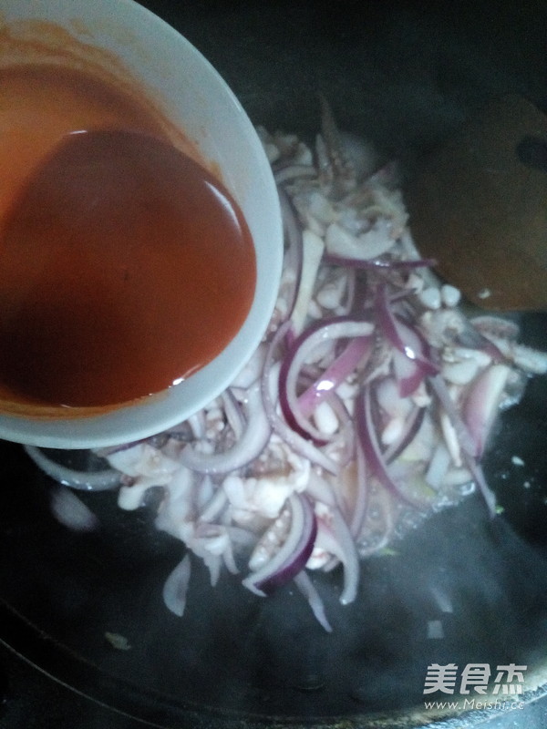 Squid Fried with Onions recipe