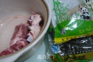 Dried Bamboo Bone Soup recipe