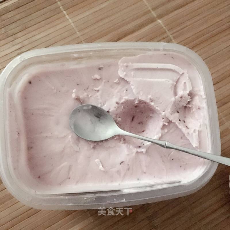 Blueberry Yogurt Ice Cream recipe