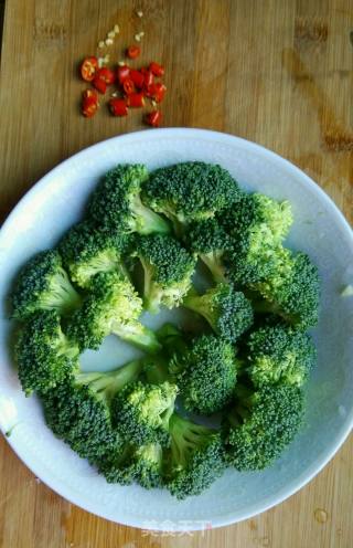 Broccoli in Oyster Sauce recipe