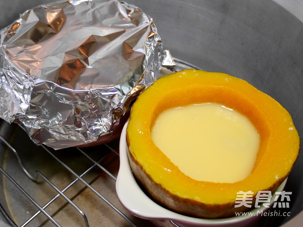 Pumpkin Seafood Steamed Egg recipe