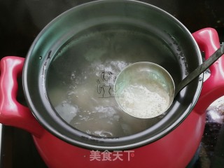 Hericium, Cordyceps Flower and Bamboo Fungus Pork Rib Soup recipe