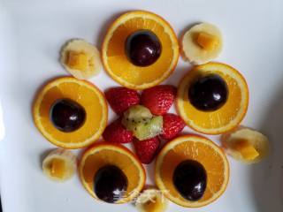 Flower-shaped Fruit Platter recipe