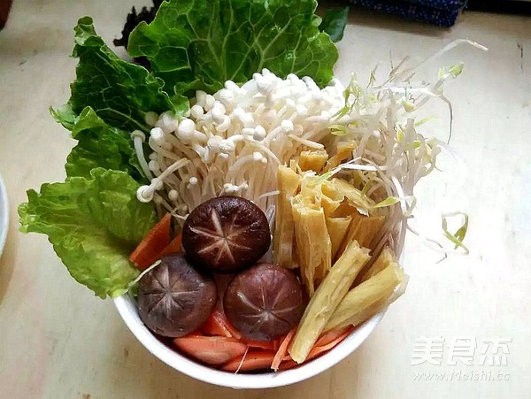 Pastoral Mushroom Hot Pot recipe