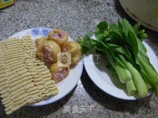 Meat, Gluten, Cabbage Core Corrugated Noodle recipe