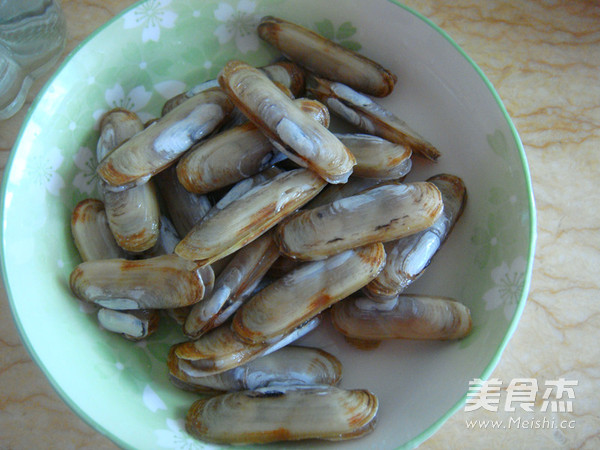 Pot Razor Clams recipe