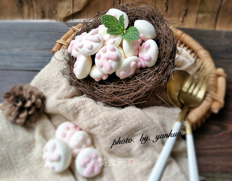 Homemade Cat's Claw Marshmallow