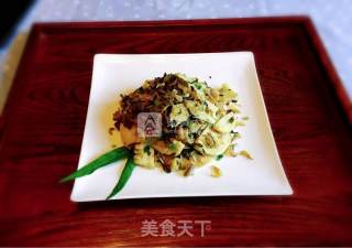 Fried Spring Bamboo Shoots with Sauerkraut and Shrimp Skin recipe