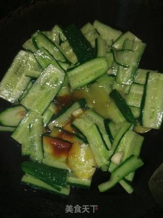 #团圆饭# Stir-fried Cucumber with Chicken Ham recipe