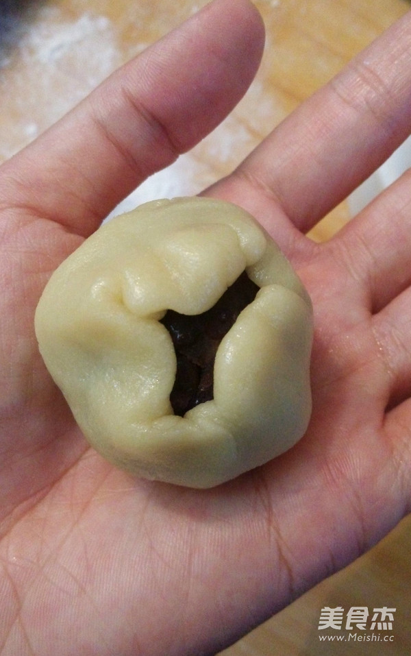 Cartoon Bean Paste Mooncake recipe