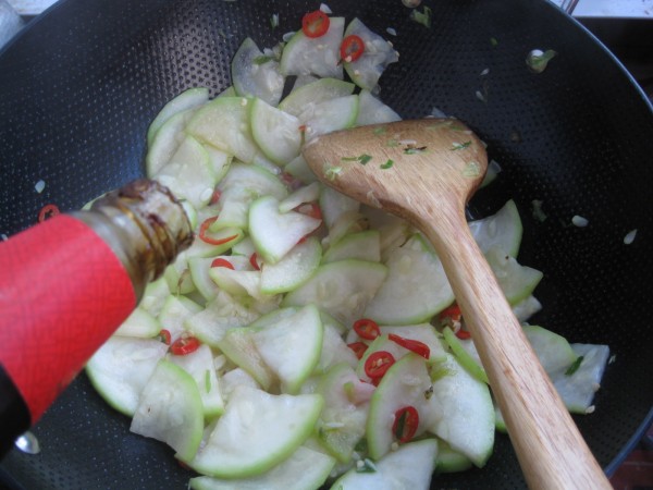 Stir-fried Gourd recipe