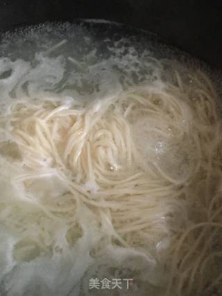 Pork Bone Soup and Red Oil Noodle recipe