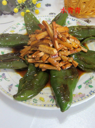 Pan-fried Chili and Braised Tofu Shreds recipe