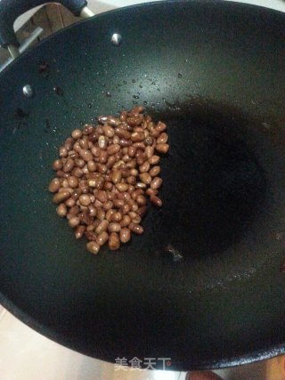 Spinach Mixed with Peanuts recipe