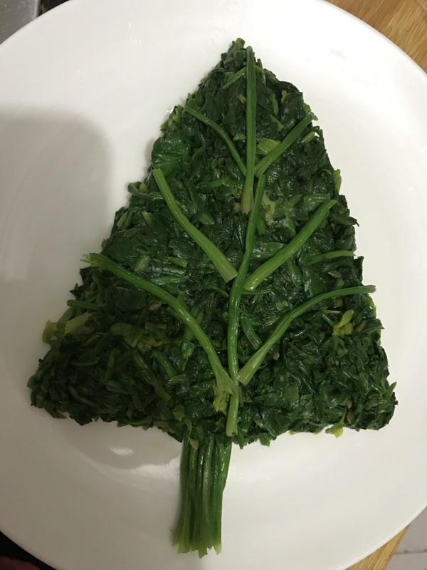 Spinach Christmas Tree recipe