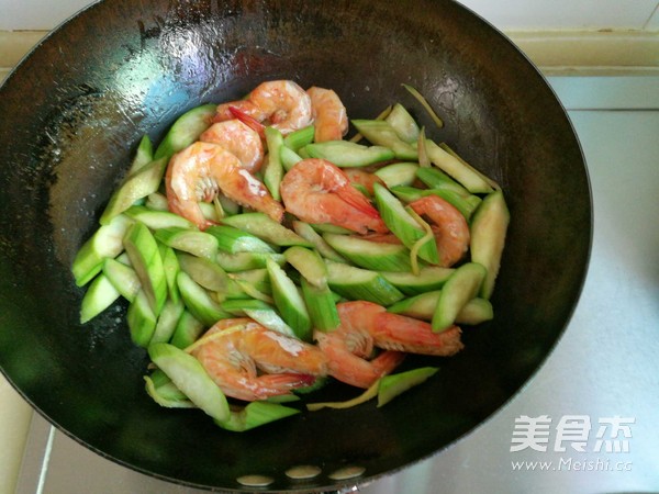 Loofah Shrimp recipe