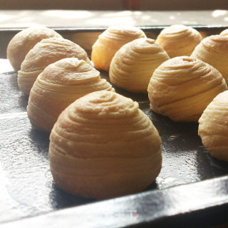 When The Moon is Full, Try Tasting The Moon---spicy Beef Moon Cake [puff Pastry! So Crispy! 】 recipe