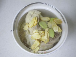 American Ginseng Stewed Old Hen recipe