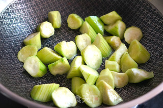 Loofah Stewed Tofu recipe
