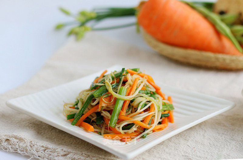 Kuaishou Vegetables Stir-fried Three Silks recipe