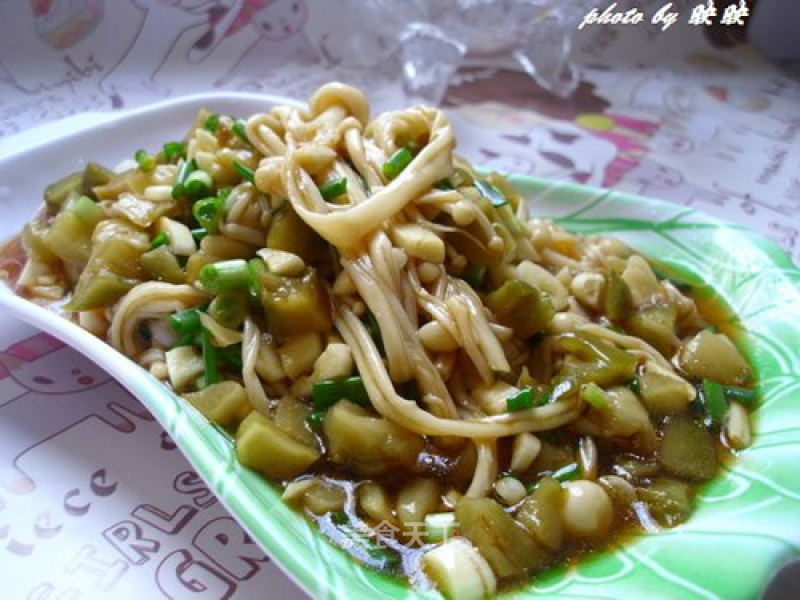 Mustard with Enoki Mushrooms recipe