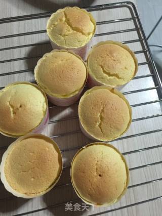 Cupcakes-the First Time to Learn How to Bake in The Gourmet World is A Success recipe