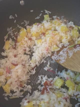 Pineapple Fried Rice with Rock Sugar recipe