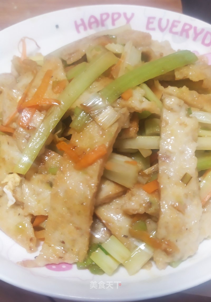 Stir-fried Celery with Fish Glue