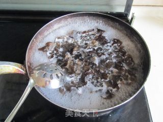 Black Fungus Mixed Kidney Flower recipe