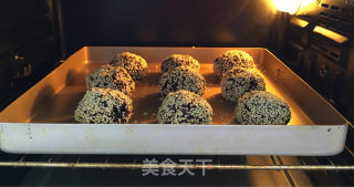 Shiba Heart Black Rice Ball recipe