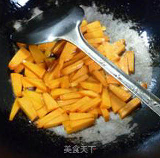 Stir-fried Pumpkin with Plum Beans recipe