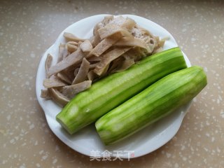 Loofah Noodle Soup recipe