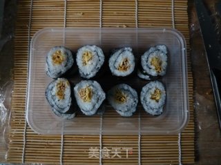 Homemade Bamboo Blind Seaweed Rice Rolls recipe