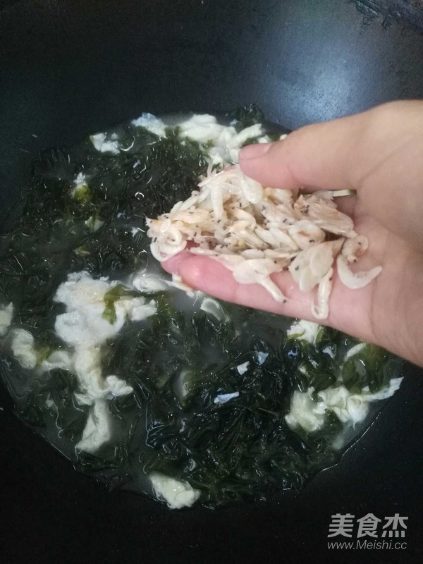 Shrimp and Seaweed Egg Soup recipe