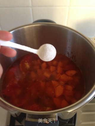 Tomato Beef Brisket Noodle recipe