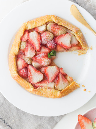 Easy Strawberry Pie recipe