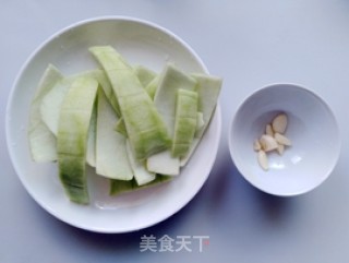 Sweet and Sour Watermelon Peel recipe