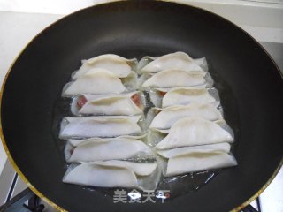 Taiwanese Pot Stickers recipe