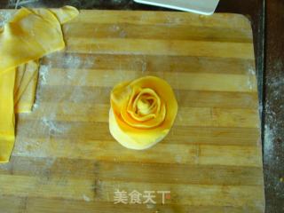 Pumpkin Okara Rose Bun recipe