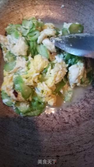 Scrambled Eggs with Loofah recipe