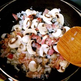 Tomato Bacon Pasta recipe