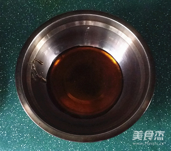Cantonese Egg Yolk Mooncake recipe