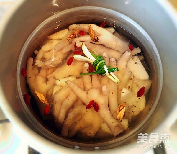 Healthy Chicken Feet recipe