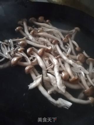 Green Garlic Crab Mushroom recipe