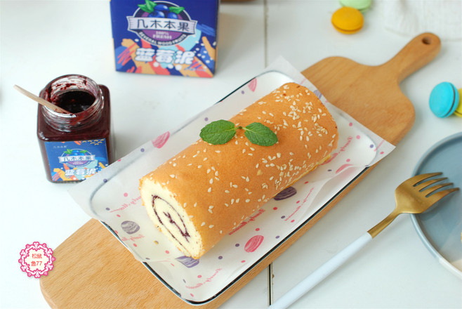 Blueberry Cake Roll recipe