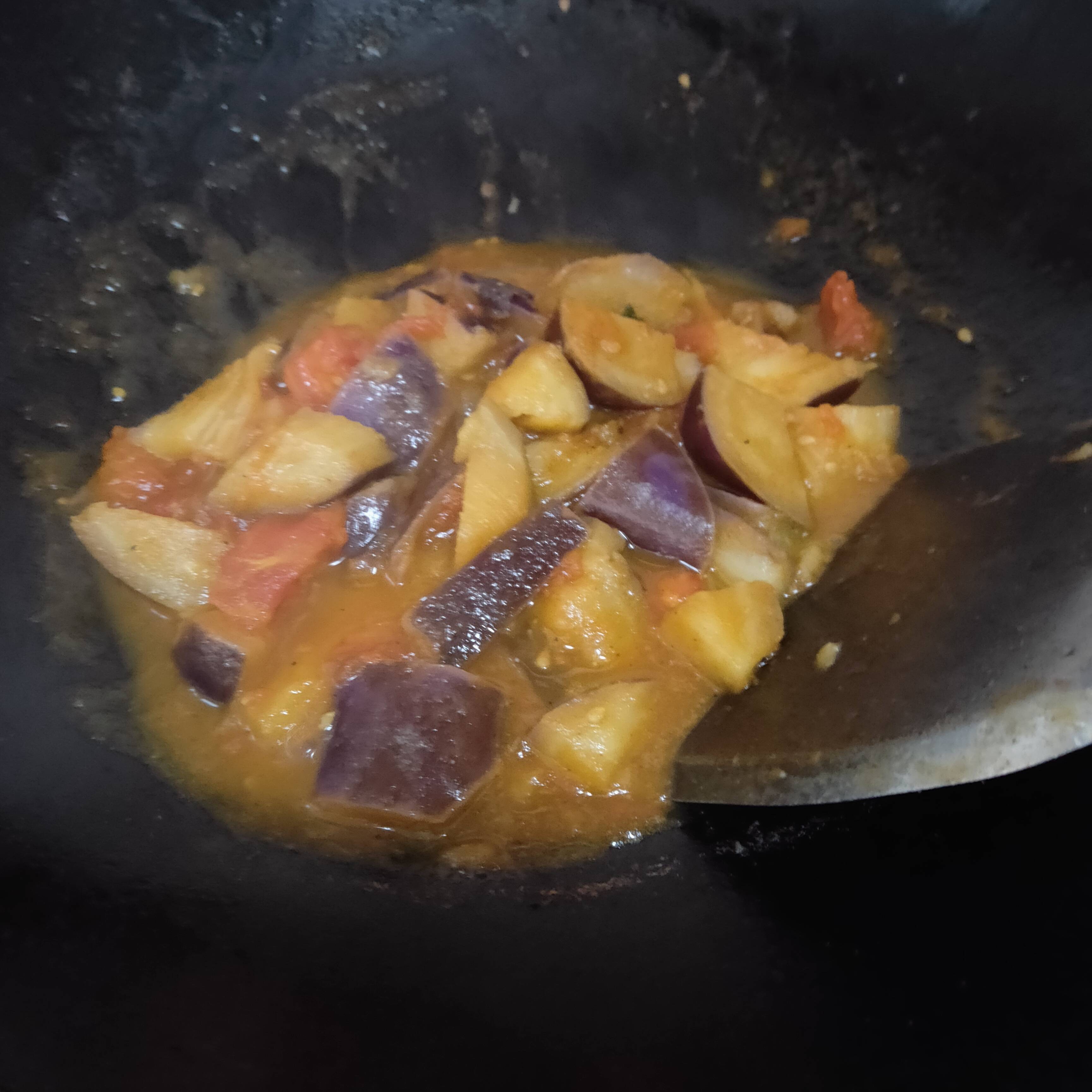 Stir-fried Eggplant with Tomato recipe