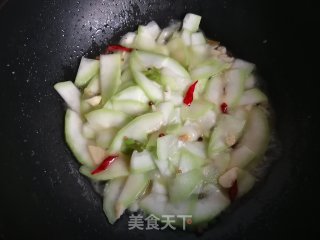 Stir-fried Gourd Slices recipe